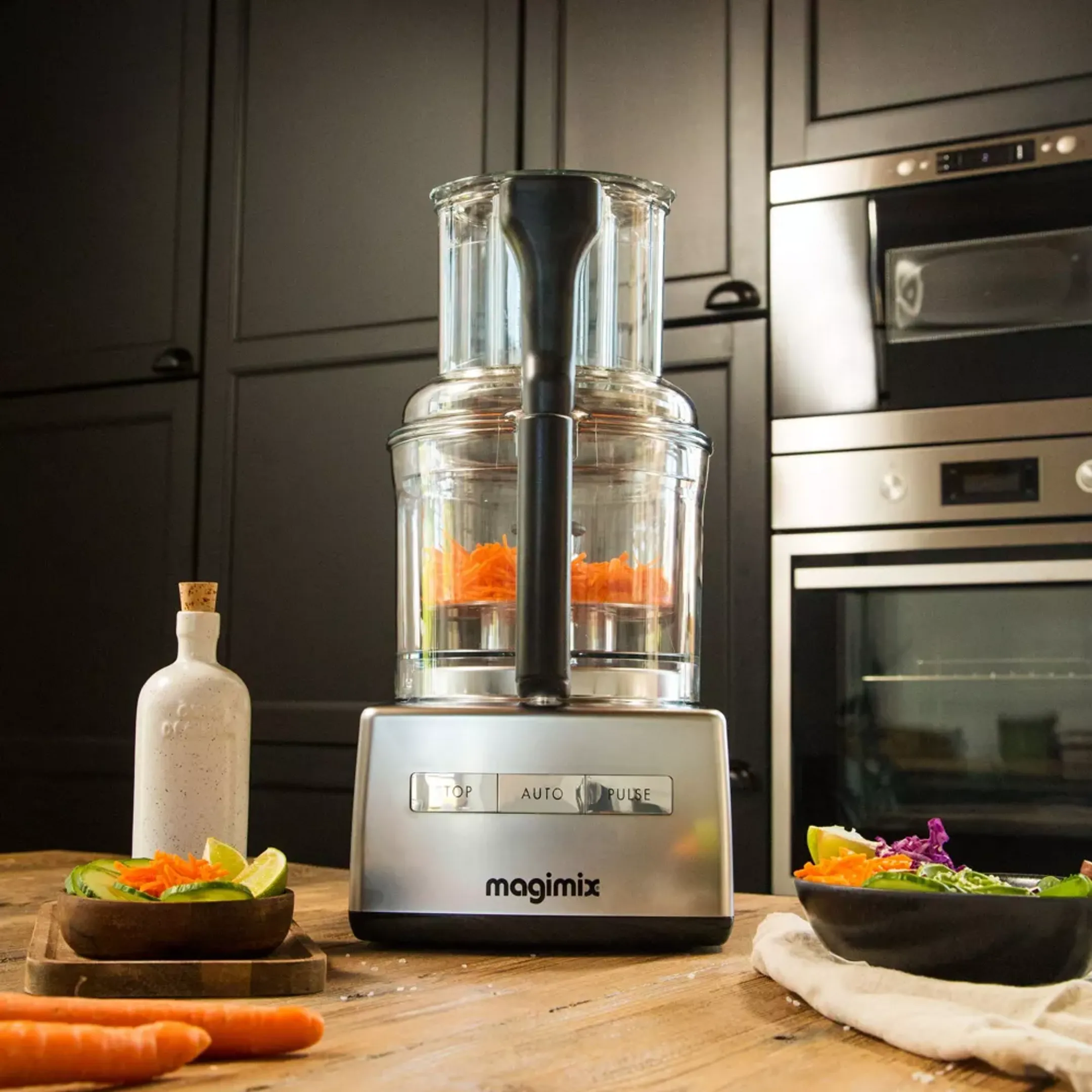 Magimix Robot multifonction CS 5200XL Premium - Chrome Brillant image