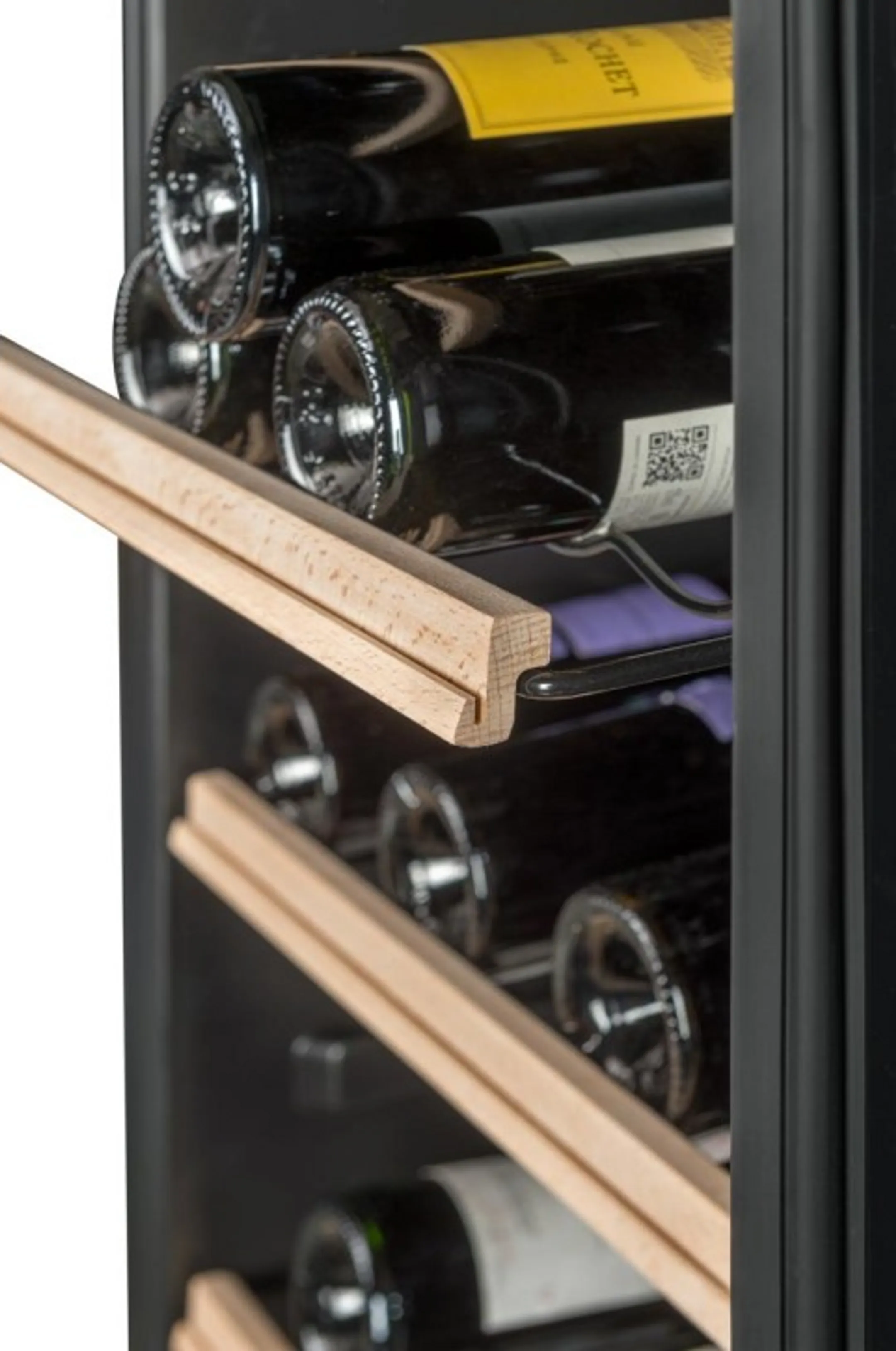 La Sommelière Aging wine cellar CTPNE147e - 147 bottles image