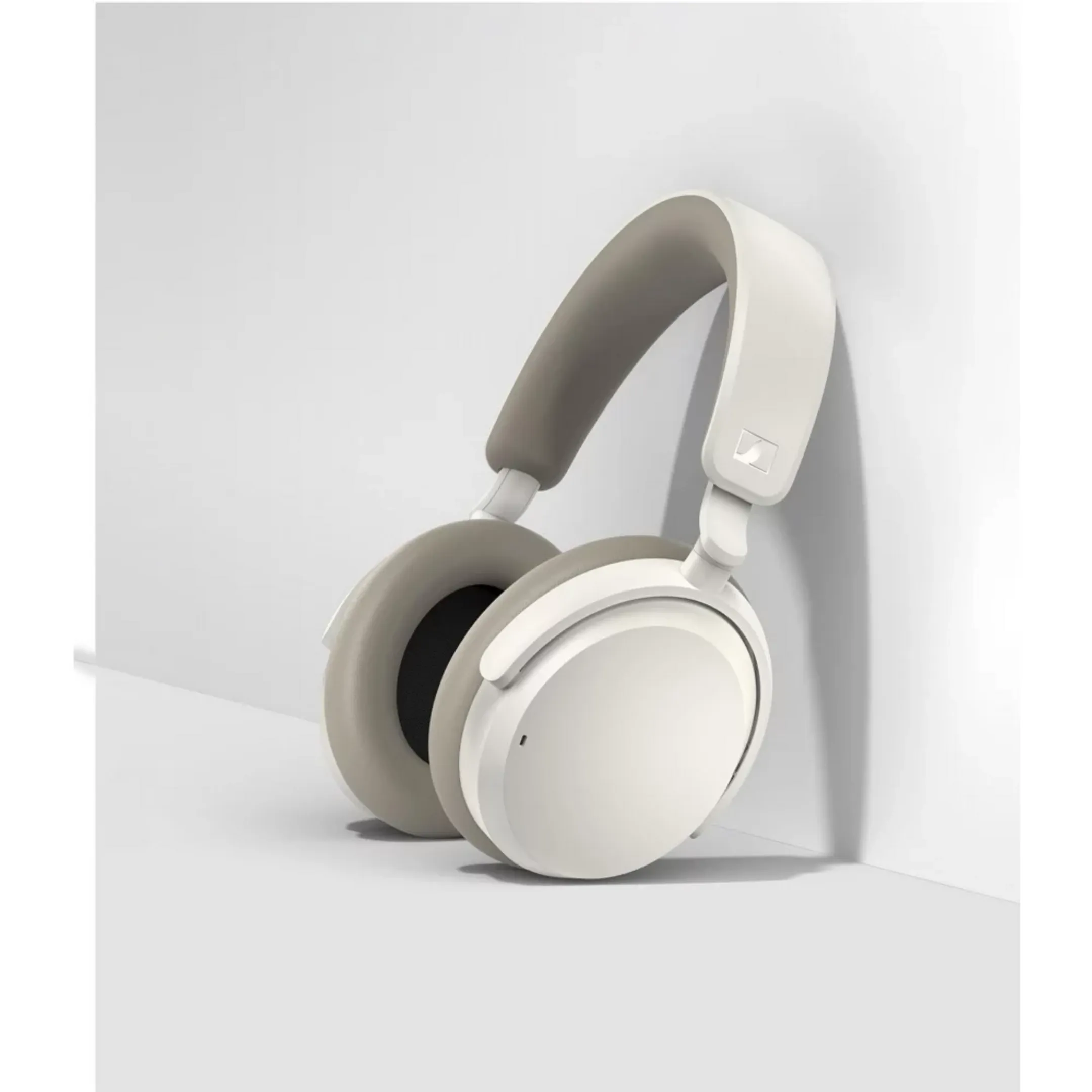 Sennheiser Headphones Accentum Wireless - White image