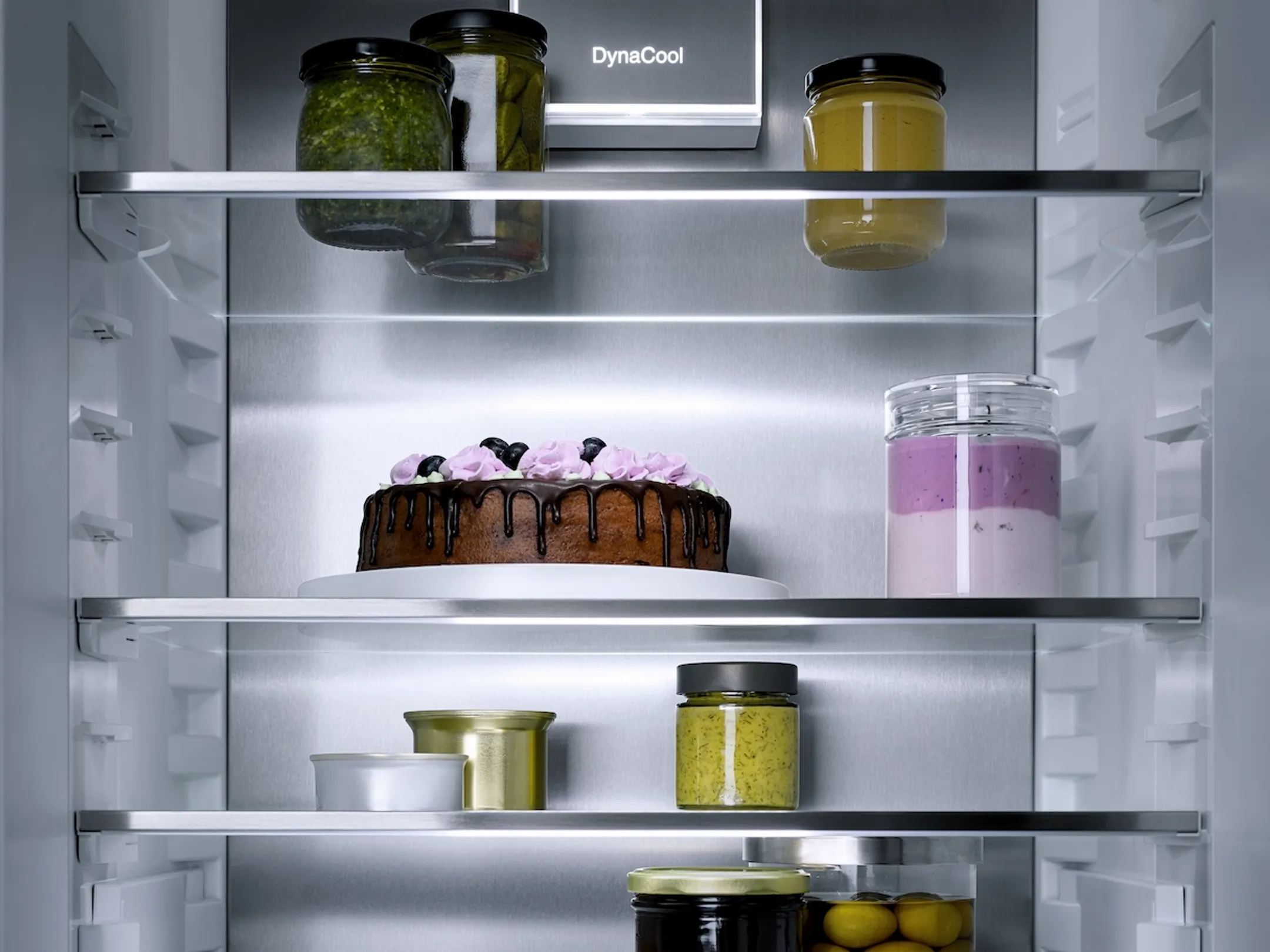 Miele Frigo encastrable K 7348 C 125 Gala Edition image