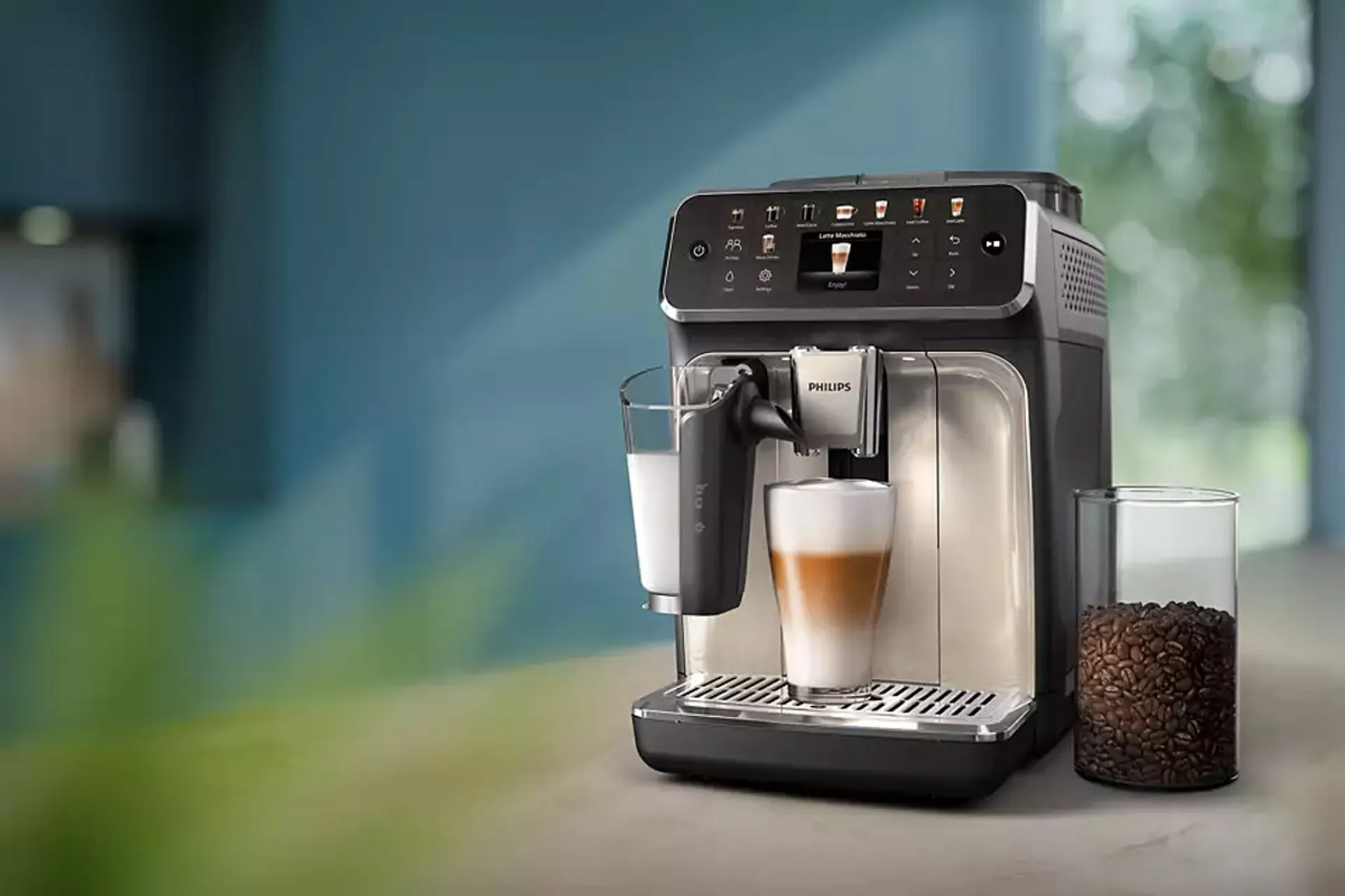 Philips Espressomaschine LatteGo Series 5500 EP5547/90 image