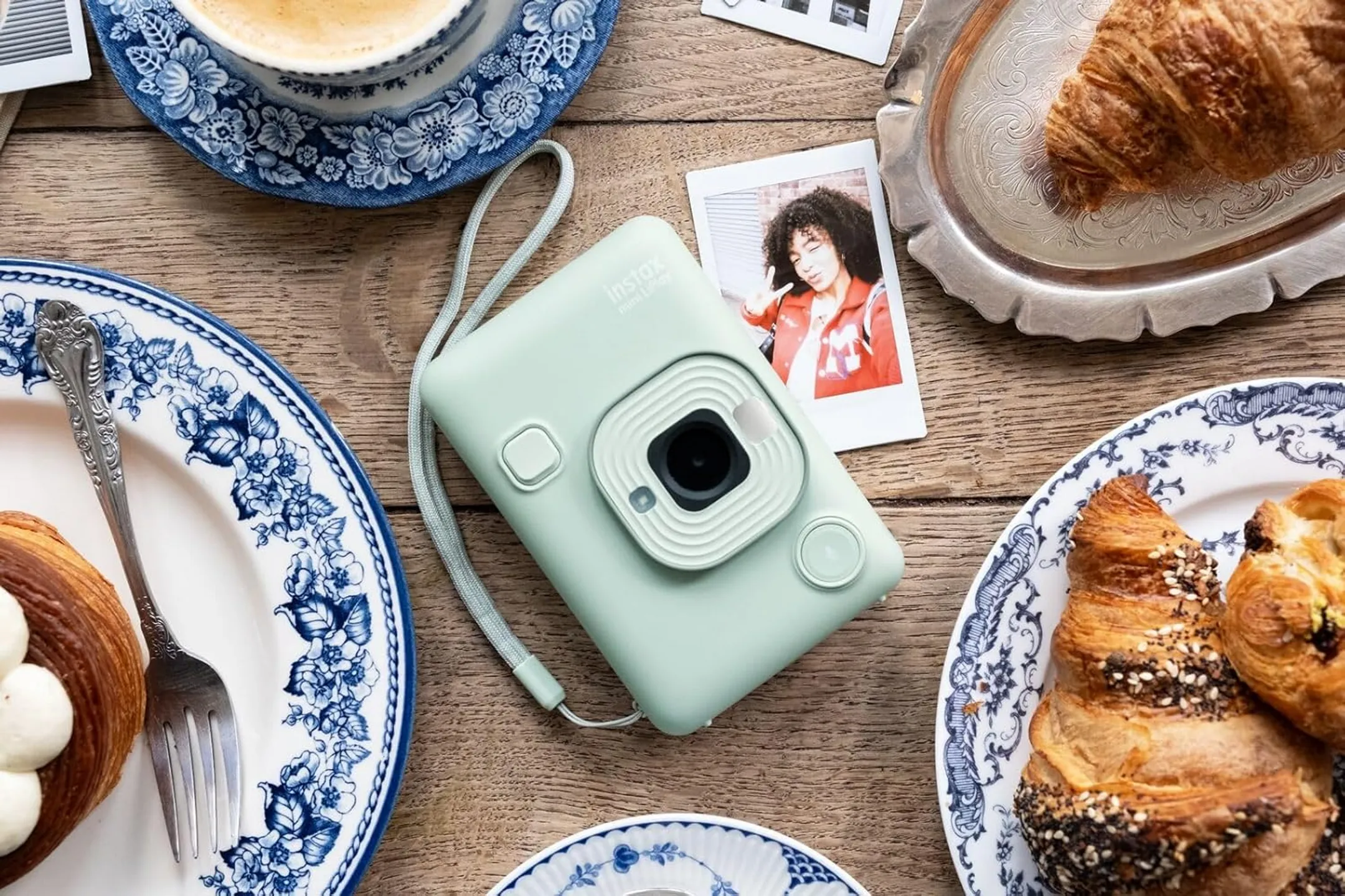 Fujifilm Instant camera Instax Mini LiPlay - Green image