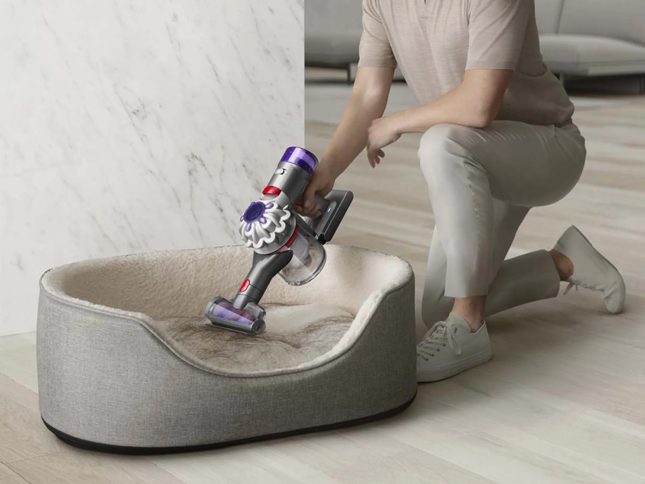 Dyson Upright vacuum cleaner V8 Advanced image