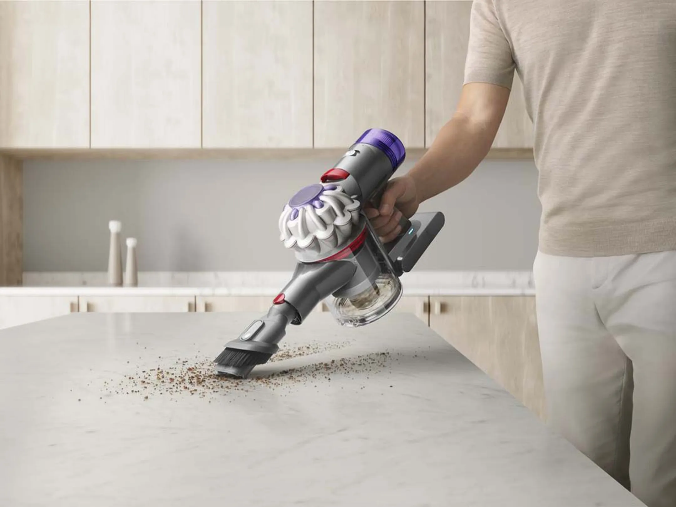 Dyson Upright vacuum cleaner V8 Advanced image