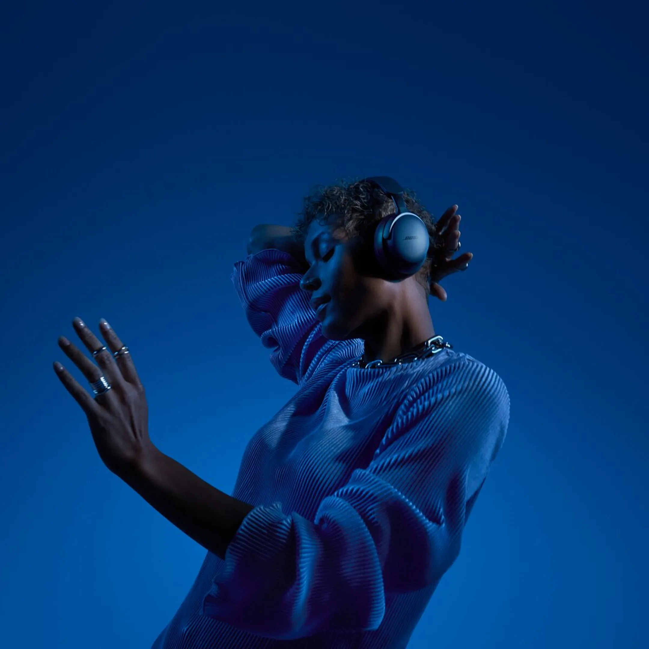 Bose QuietComfort Ultra Kabellose Kopfhörer - Lunar Blue image