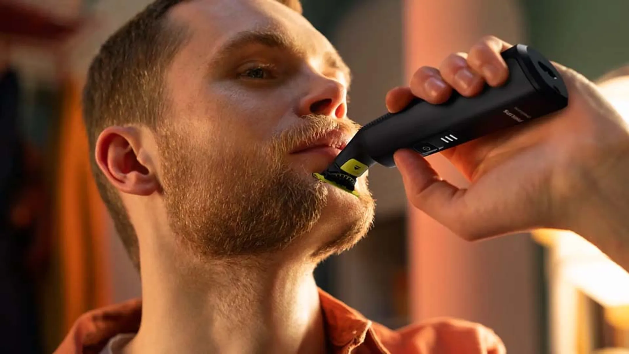 Philips Hybrid Bartschneider OneBlade Pro 360 Face + Body QP6542/15 image