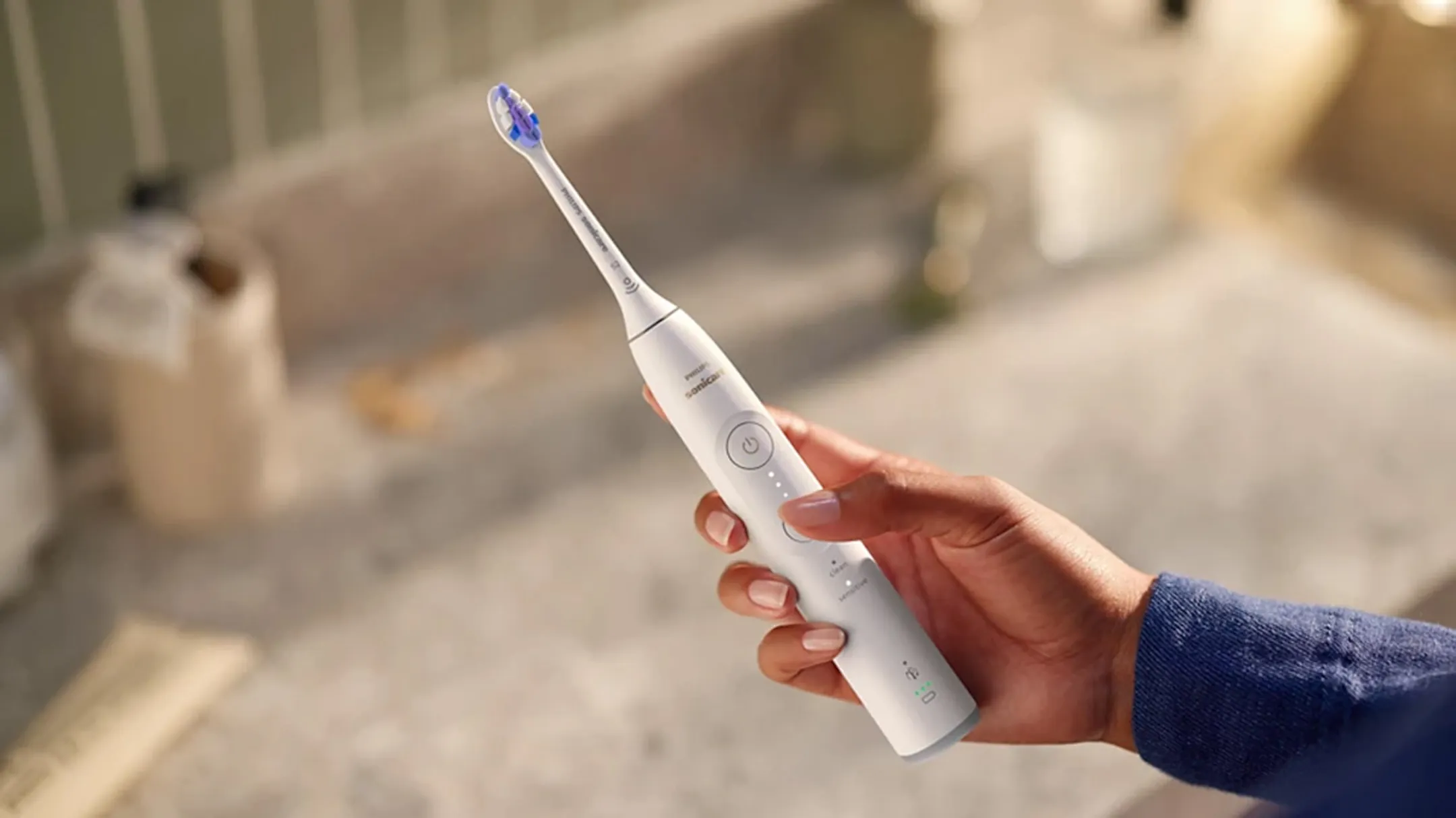 Philips Electric toothbrush Sonicare 6100 HX7400/01 image