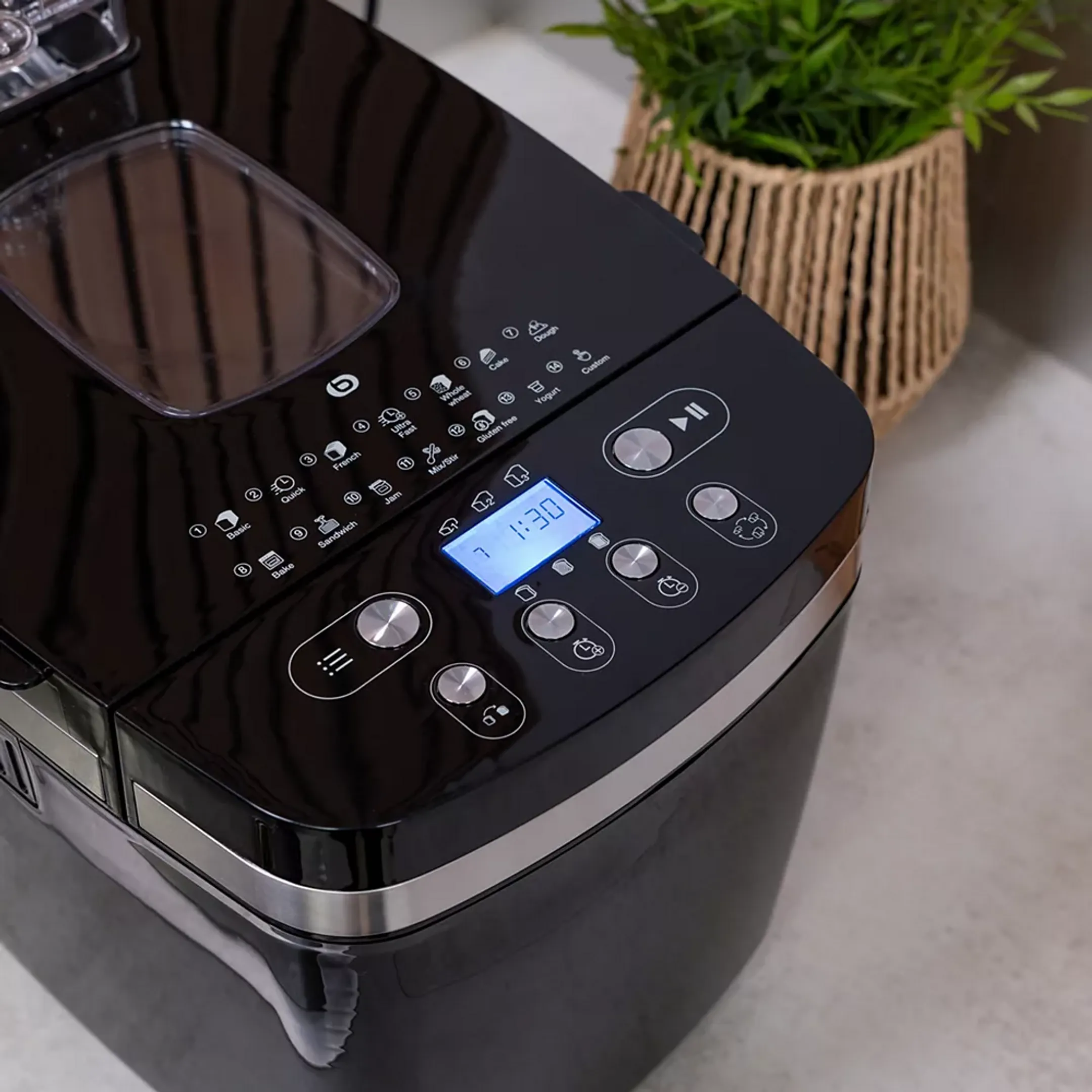 ESSENTIEL-B Bread maker EMP1106 - Black image