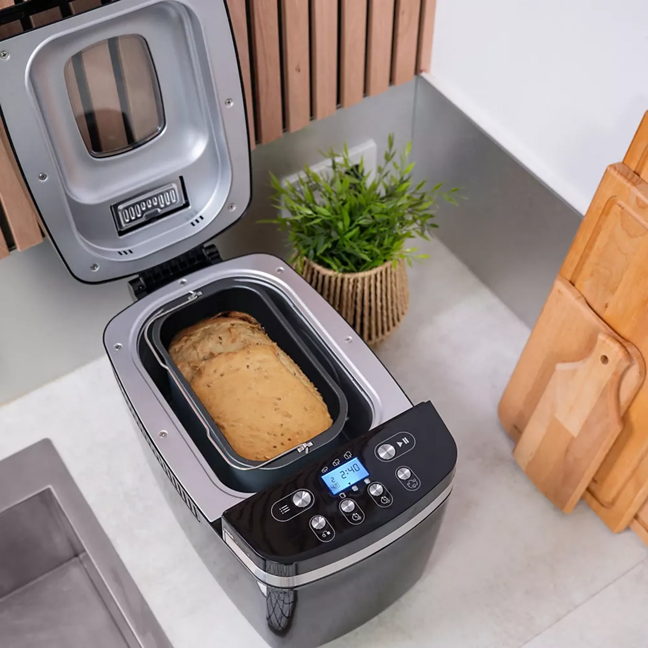 ESSENTIEL-B Bread maker EMP1106 - Black image
