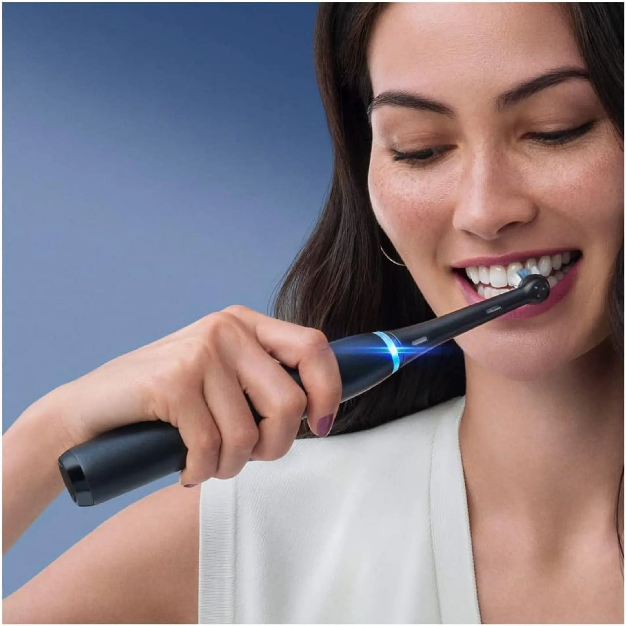 Oral-B Electric toothbrush iO8s Black onyx image