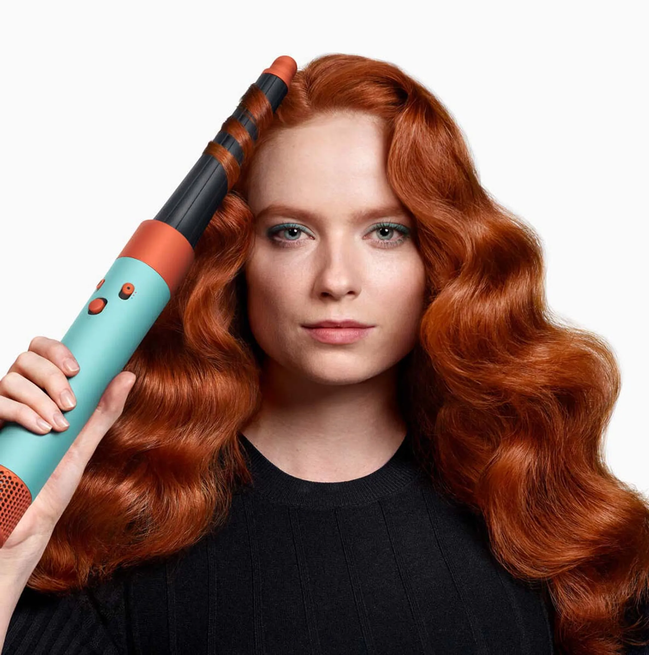 Dyson Airwrap i.d. curly to frizzy hair Valentine's Edition Velvet Red / Gold image