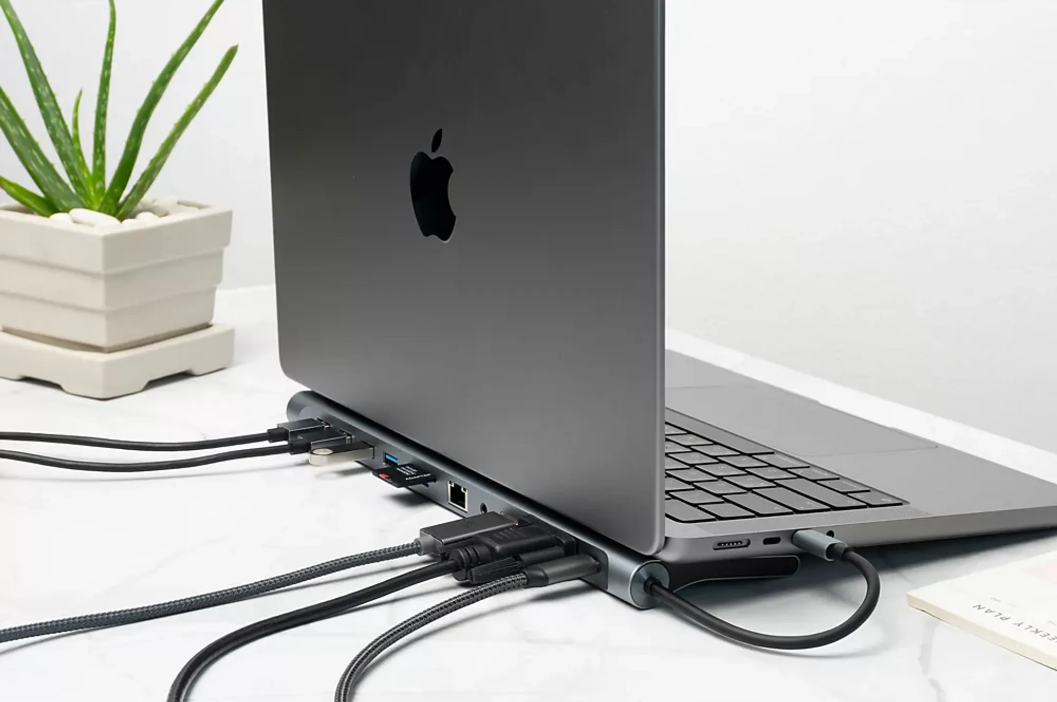 Xtrememac Station d'accueil 11-en-1 USB-C - Argent image
