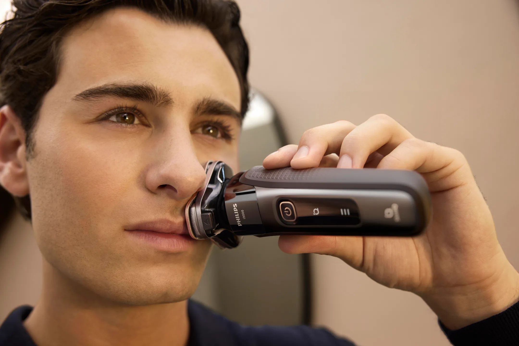 Philips Rasoir électrique i9000 SkinIQ X9000/30  image
