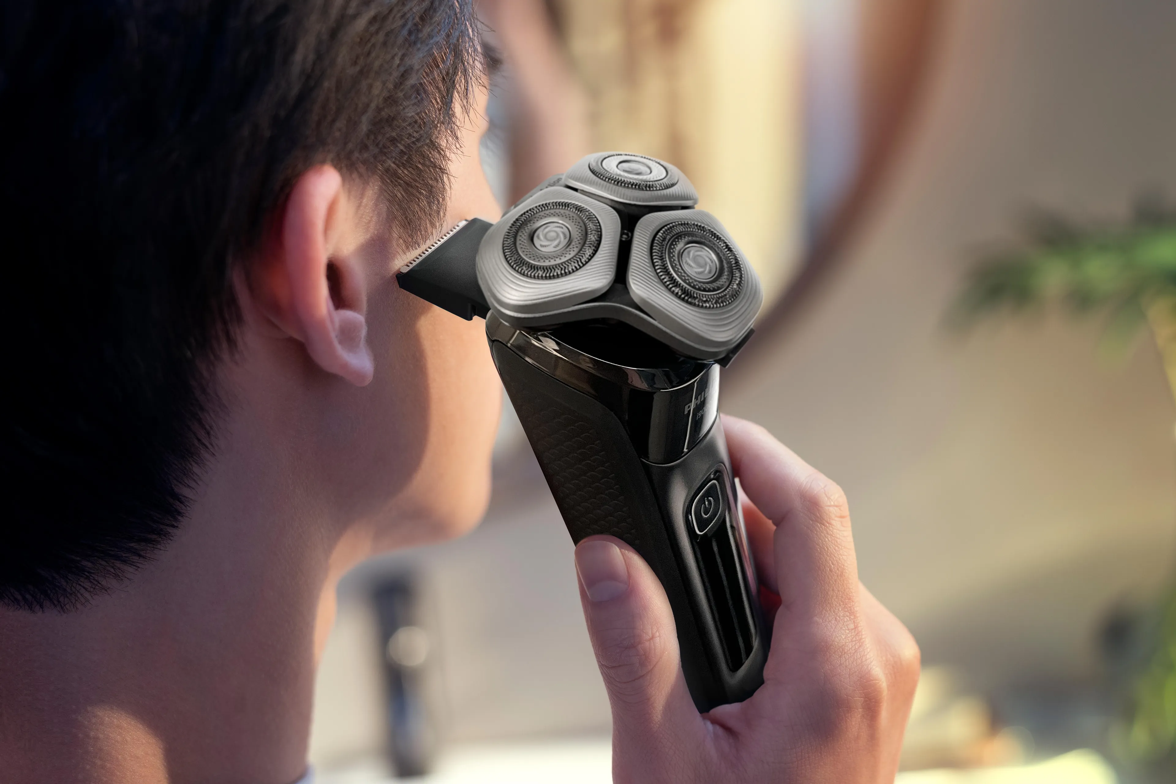 Philips Elektrorasierer i9000 SkinIQ X9000/30 image