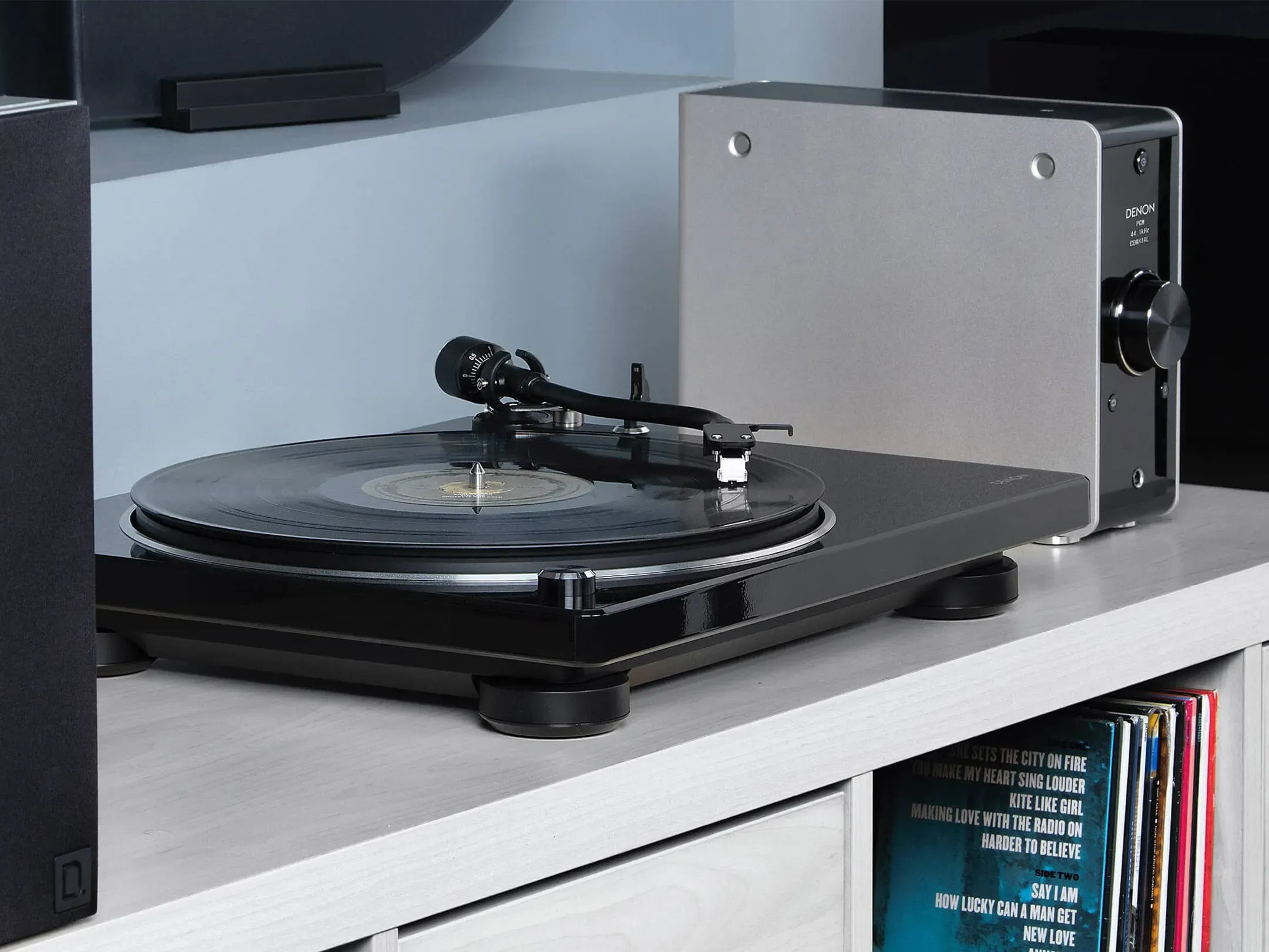 Turntable DP-400 Black