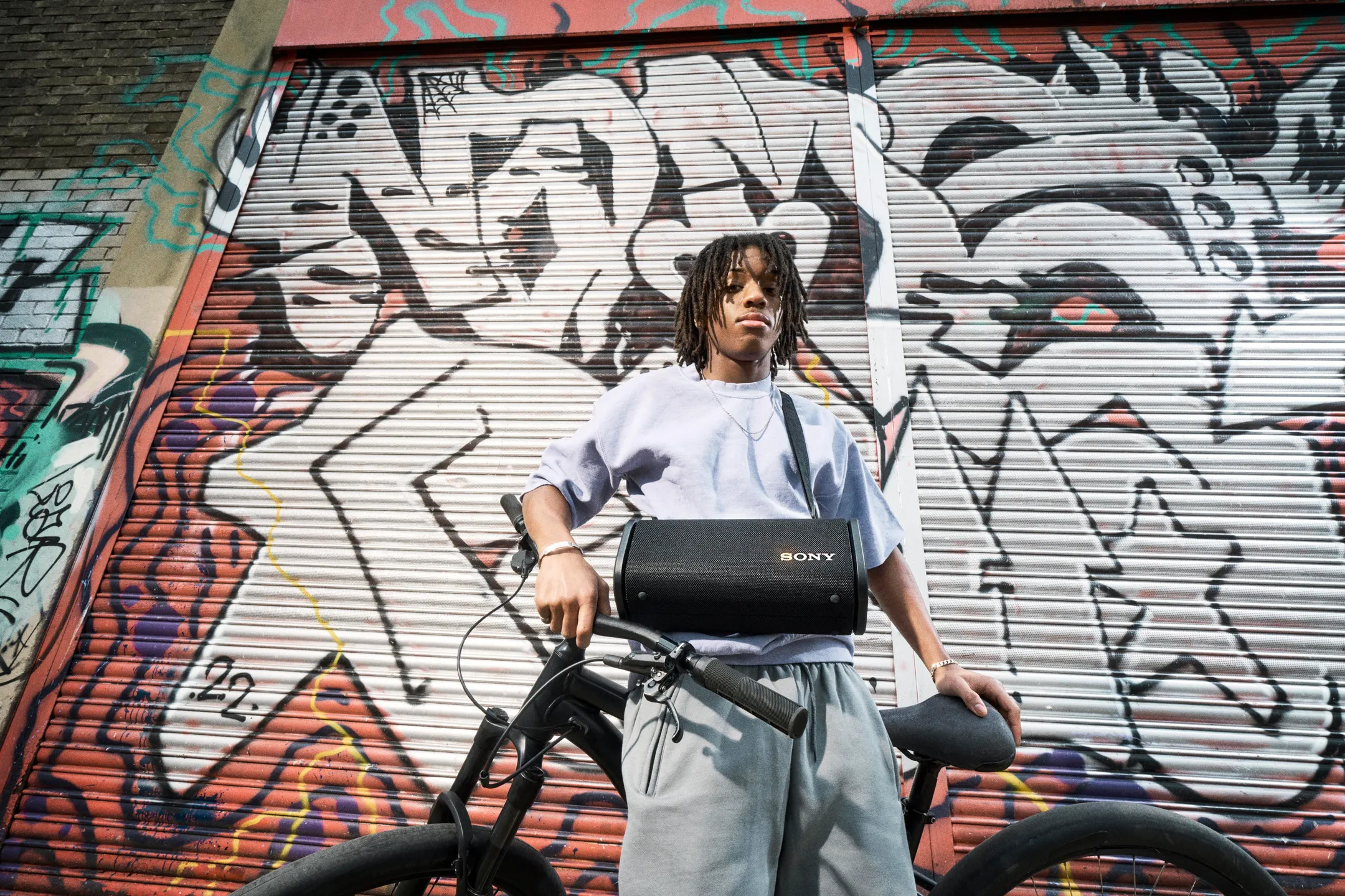 Sony Bluetooth speaker ULT Field 5 - Black image