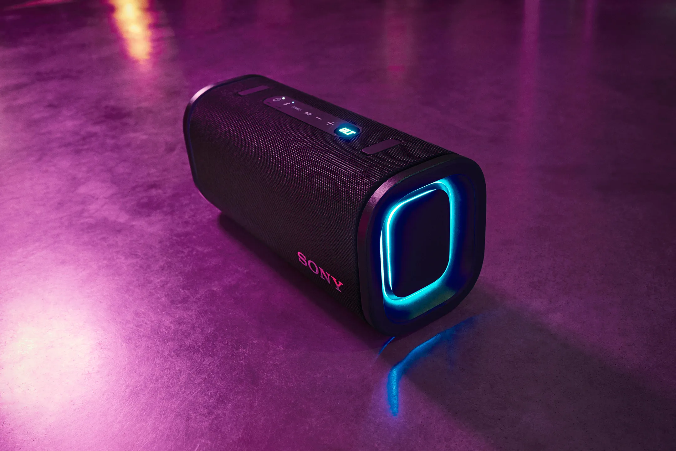 Sony Bluetooth speaker ULT Field 5 - Black image