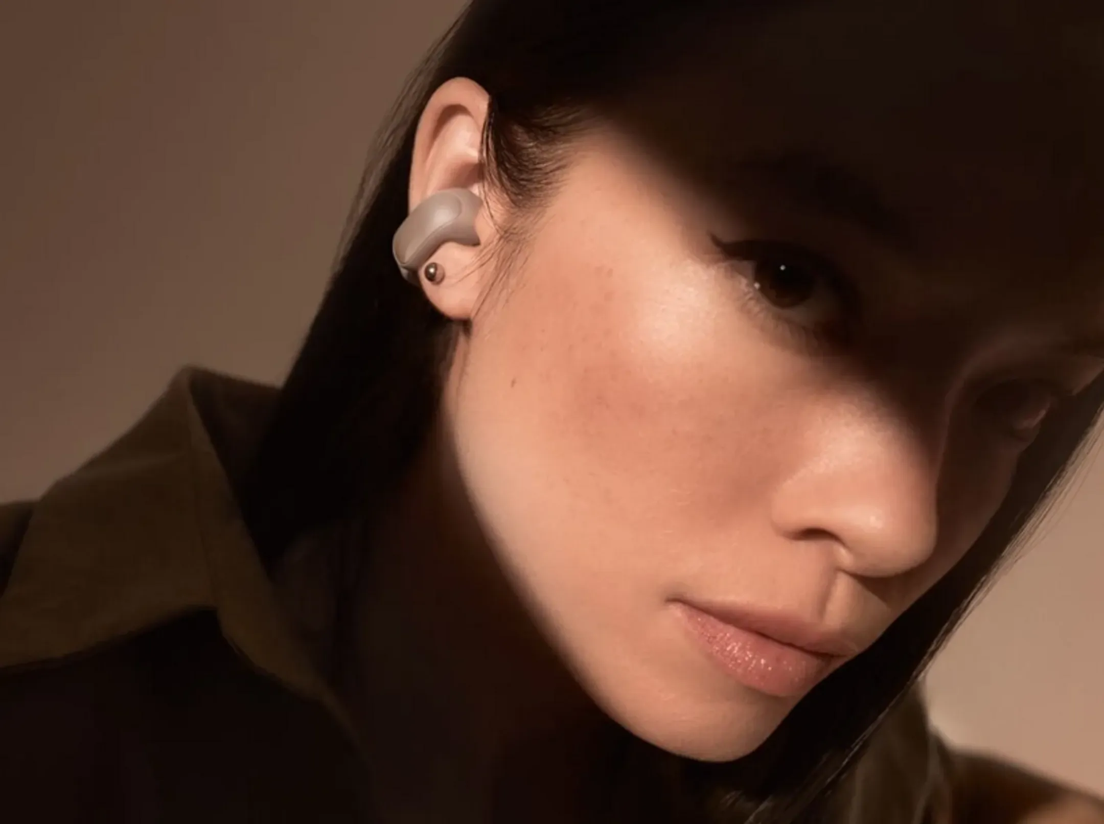 Bose Ultra Wireless Freisprech-Ohrhörer - Sandstone image