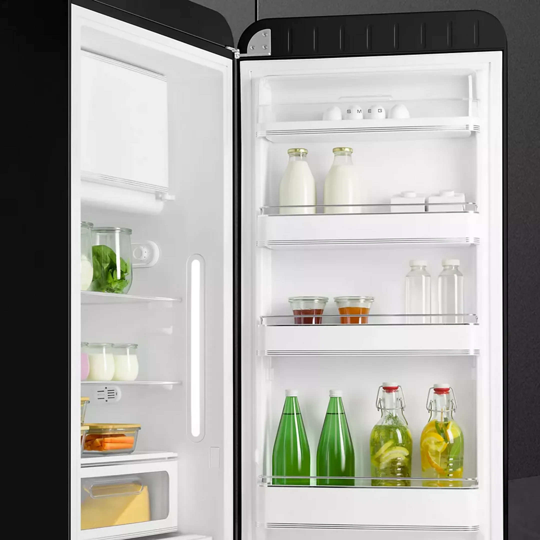 Smeg Kühlschrank FAB28RBL6 - Schwarz image