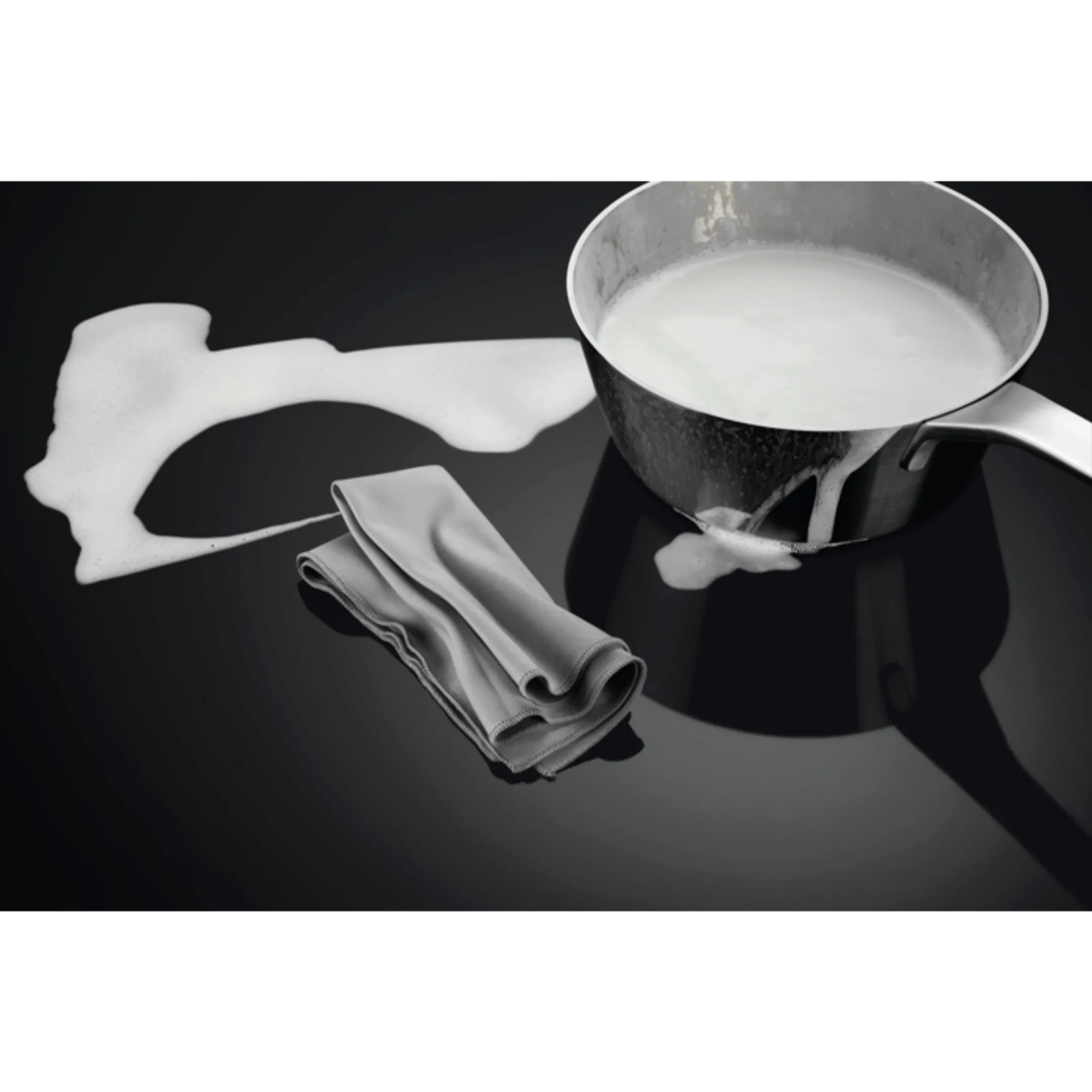 AEG Table induction SenseiBoil 7000 TI64IB1FFB image