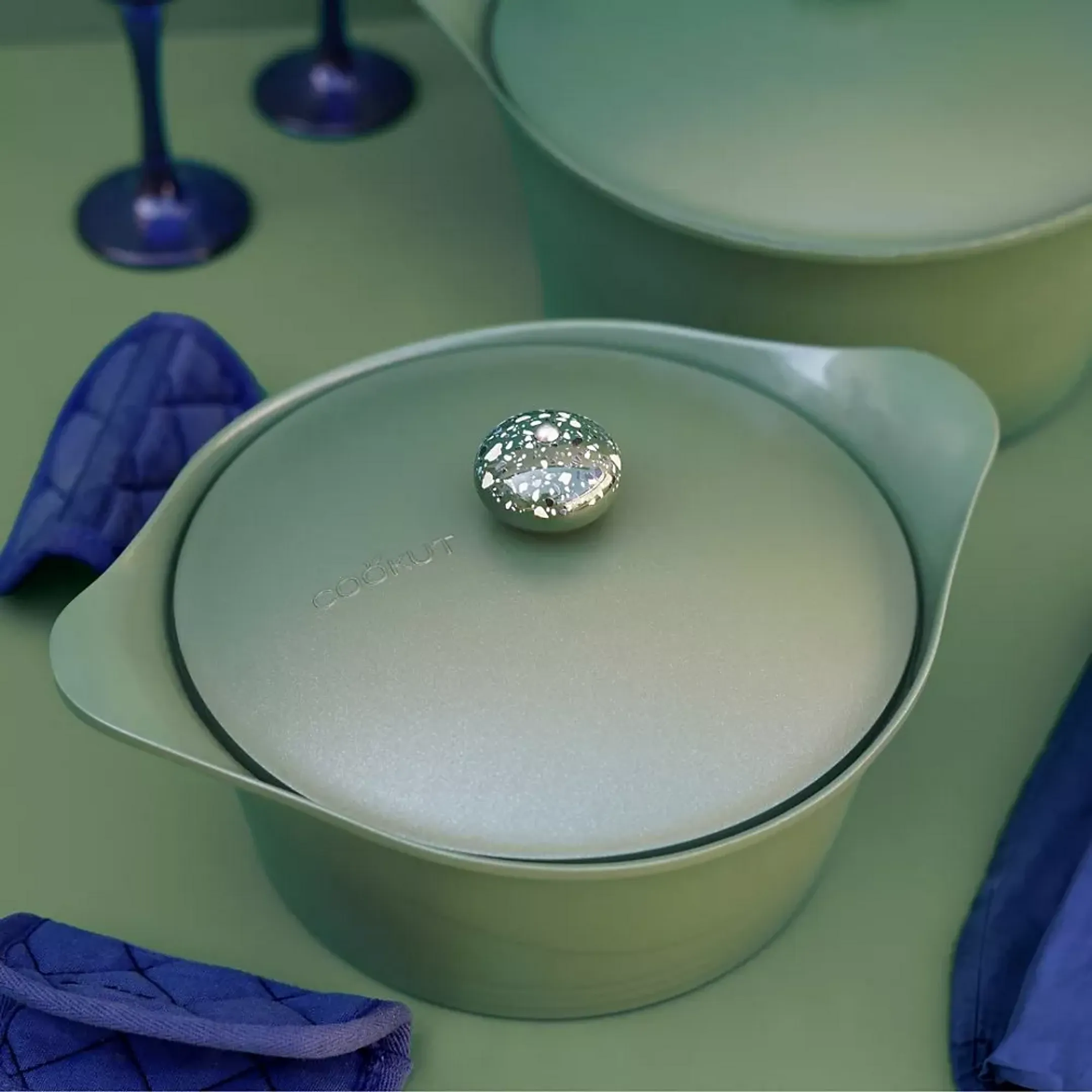 COOKUT Pressure cooker L'incroyable Cocotte - 24cm - Fern Green image