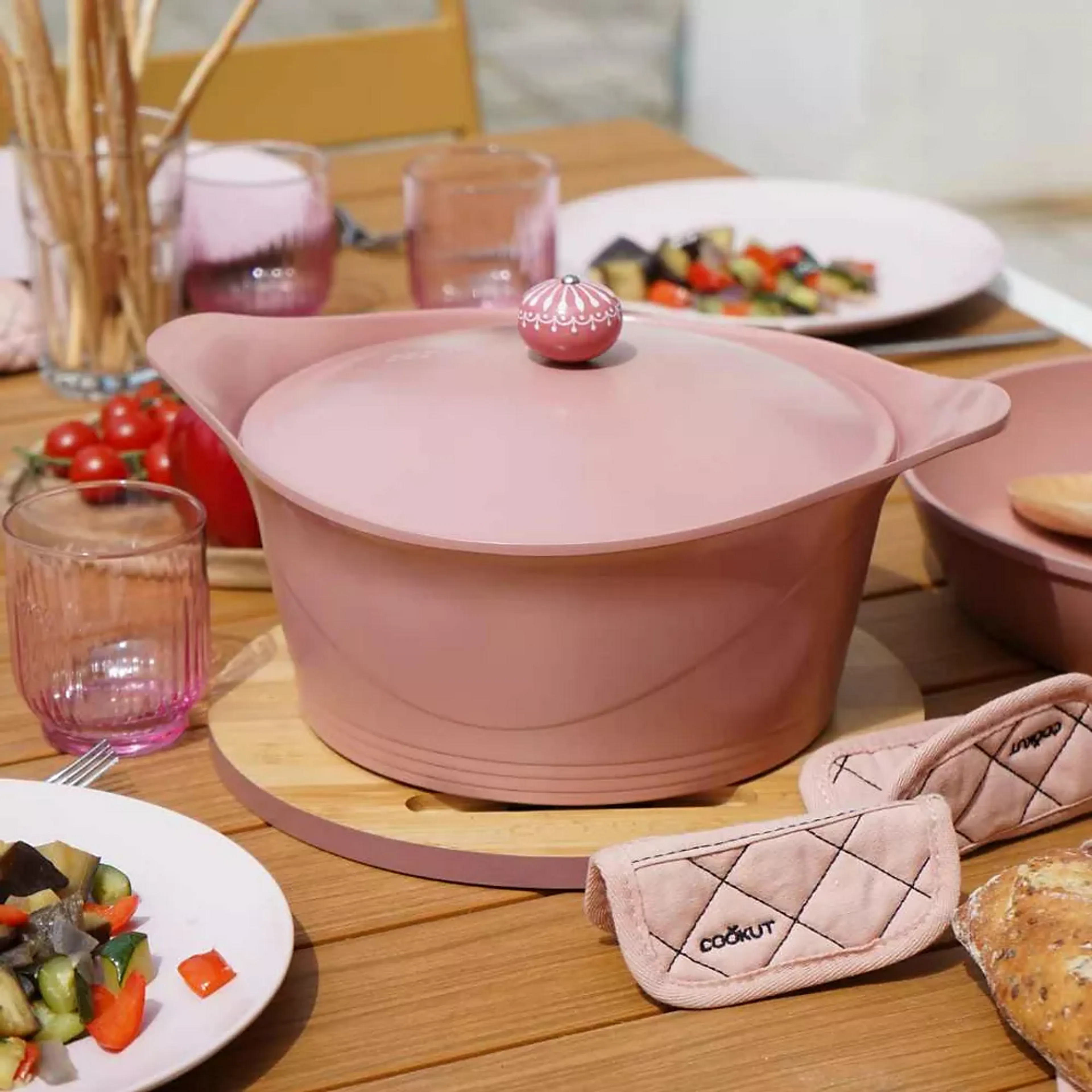 COOKUT Pressure cooker L'incroyable Cocotte - 24cm - Marshmallow image