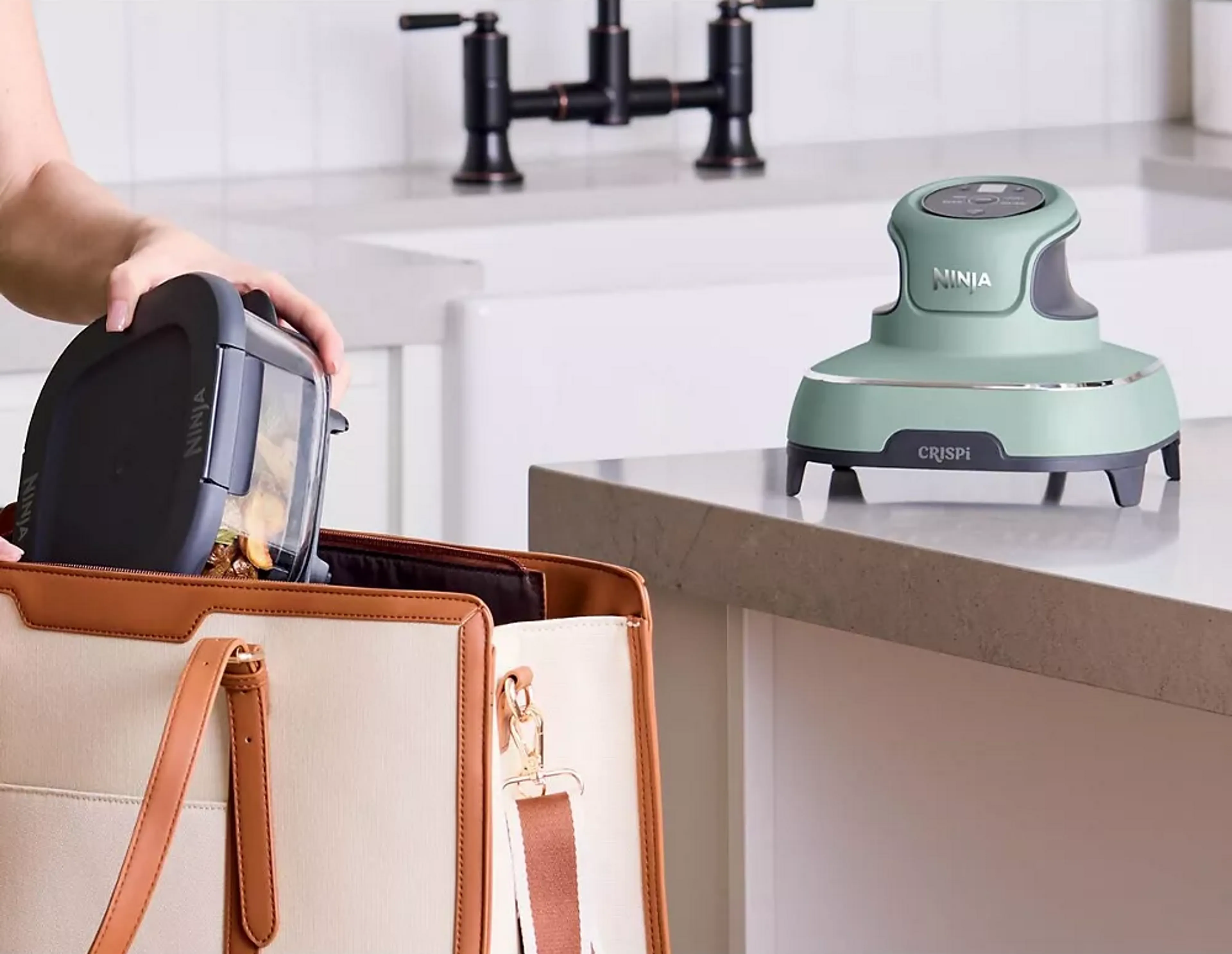 Ninja Modularer Airfryer CRISPi FN101EUSG - Sage Green image