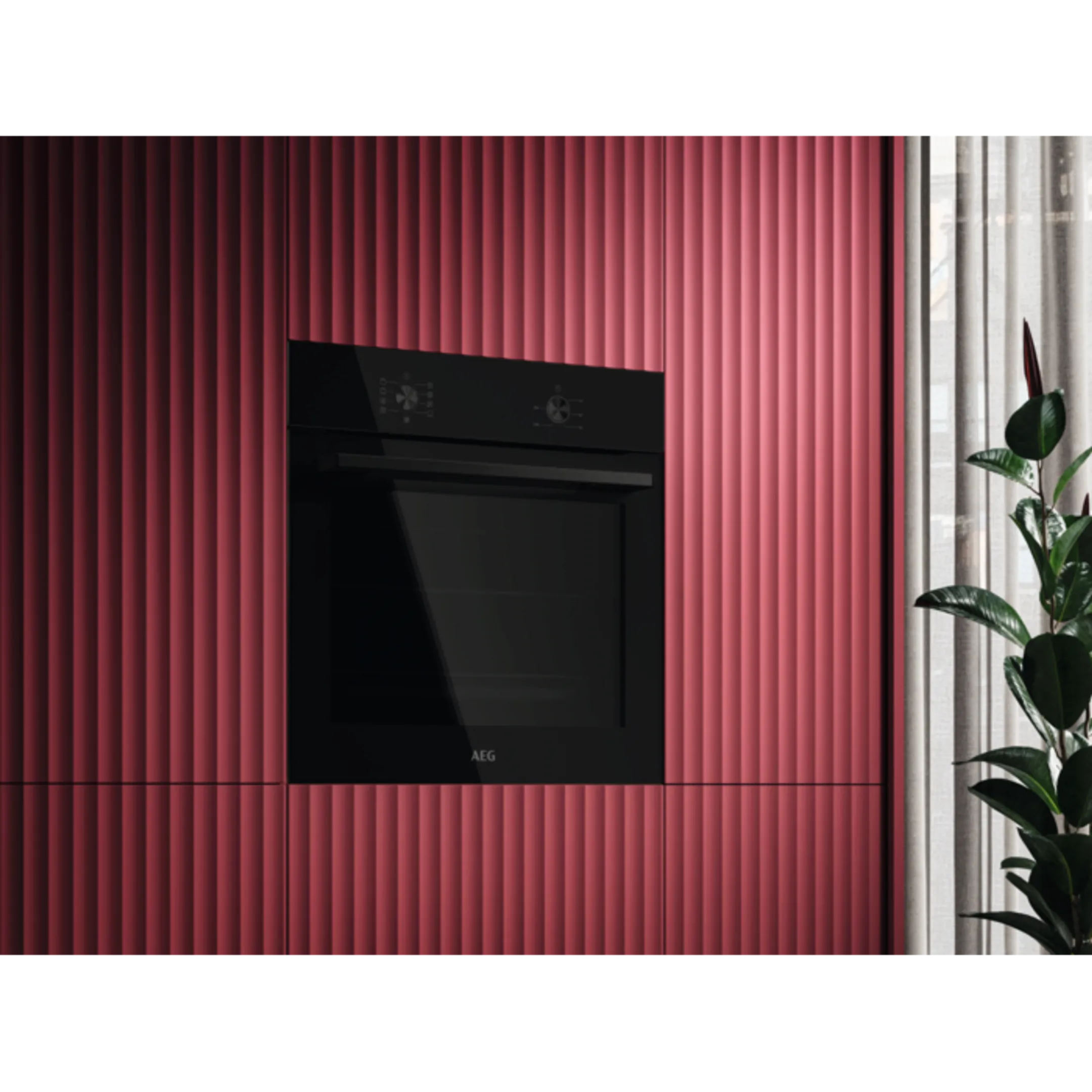 AEG Built-in multifunction oven 5000 SurroundCook image