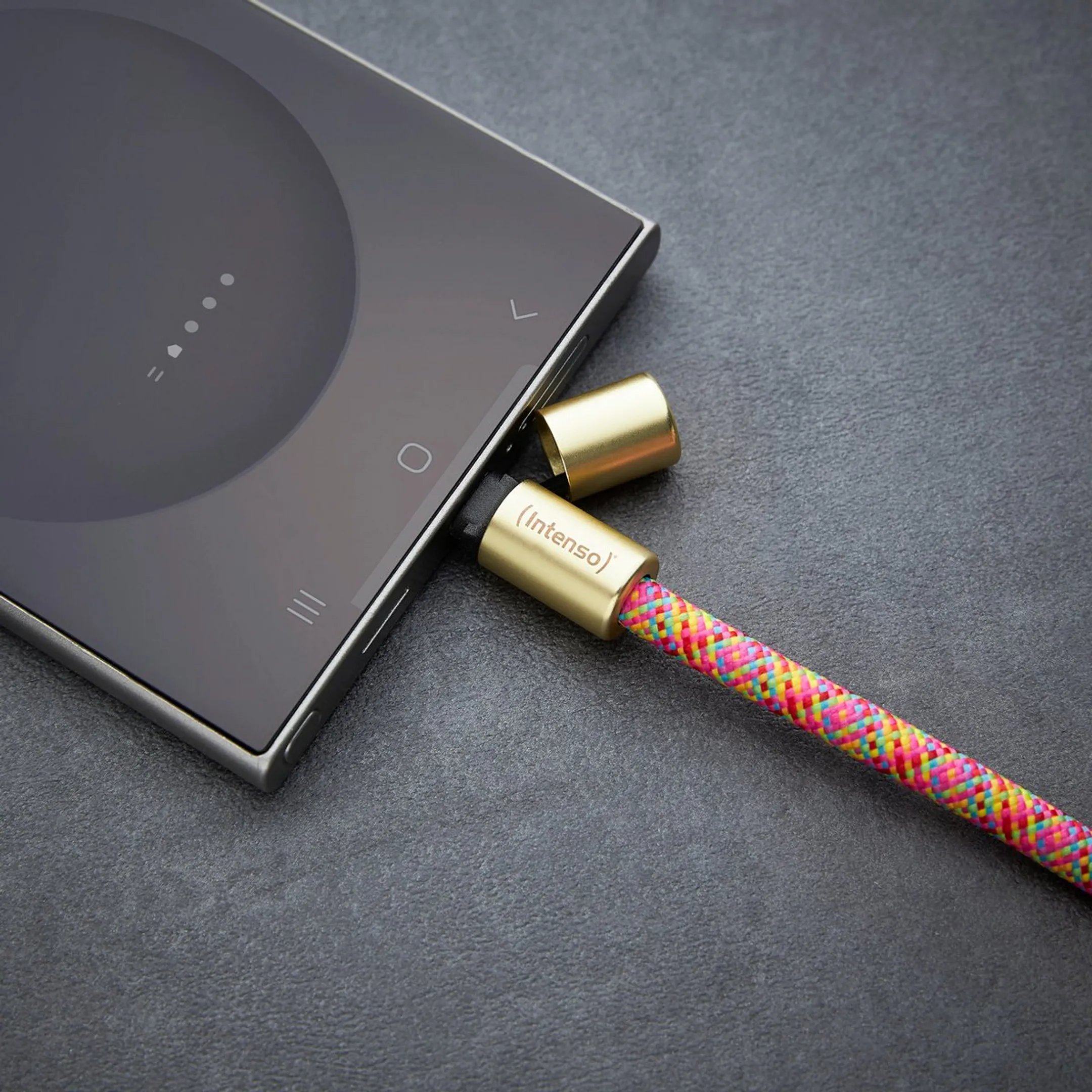 Intenso Lanière de recharge pour smartphone - 1,65m - Rose néon image