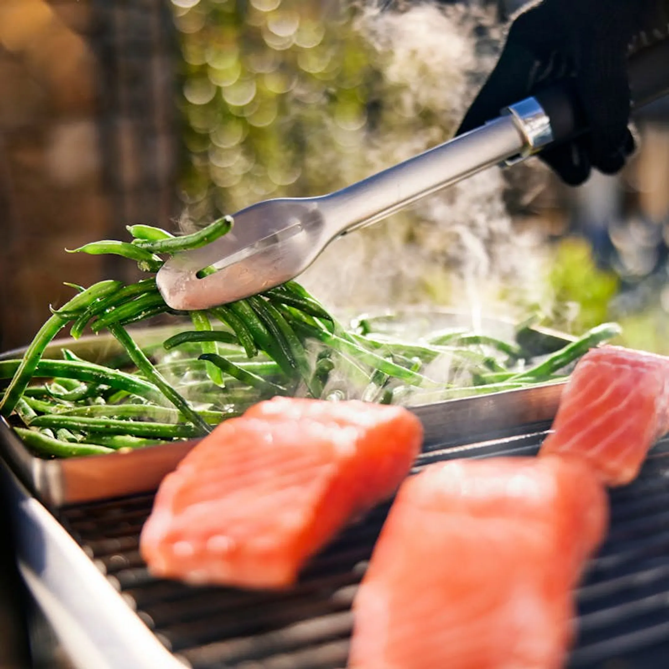 Electric barbecue LUMIN with stand