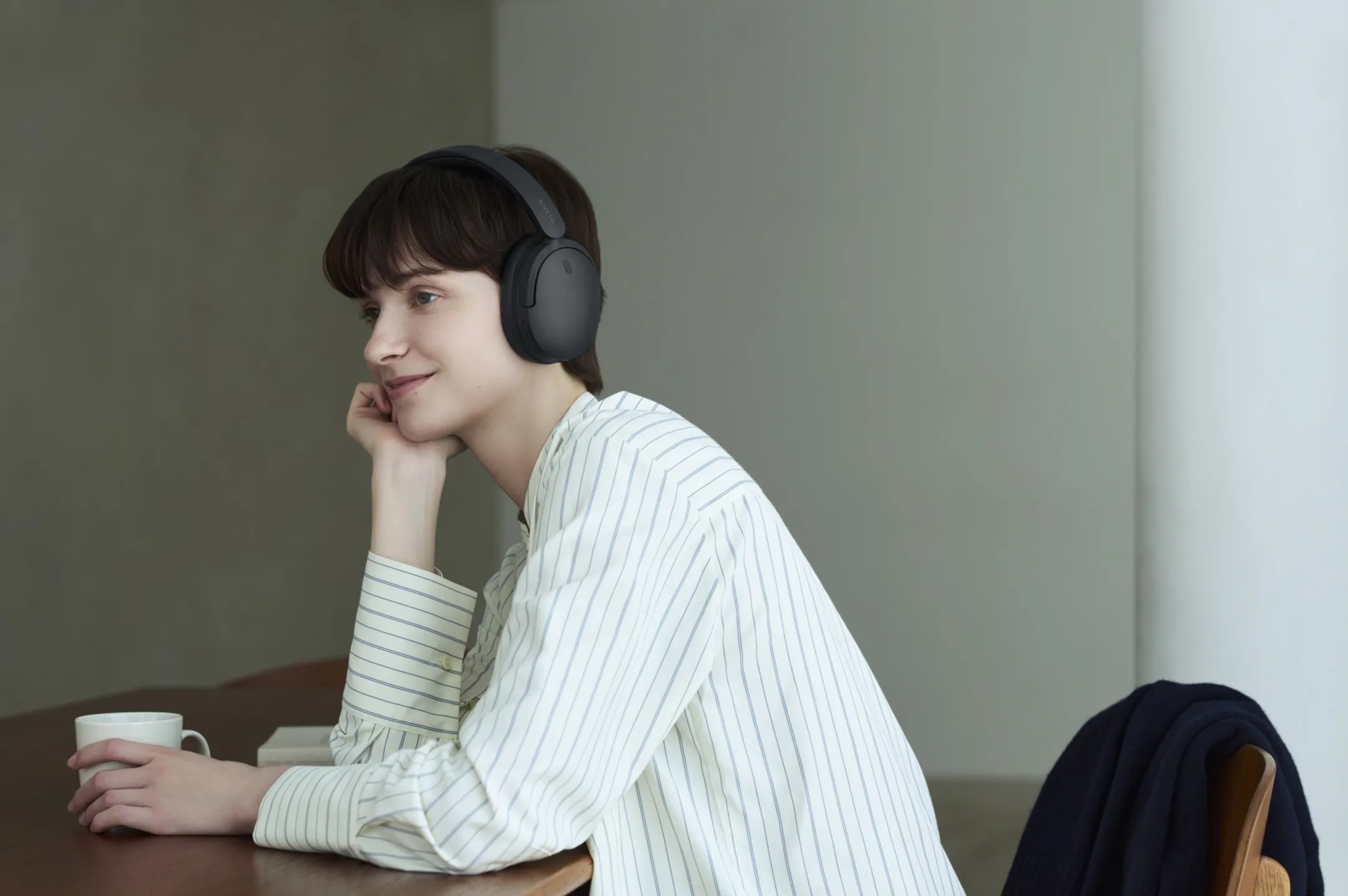 Kabelloses Headset WH-CH735N Schwarz