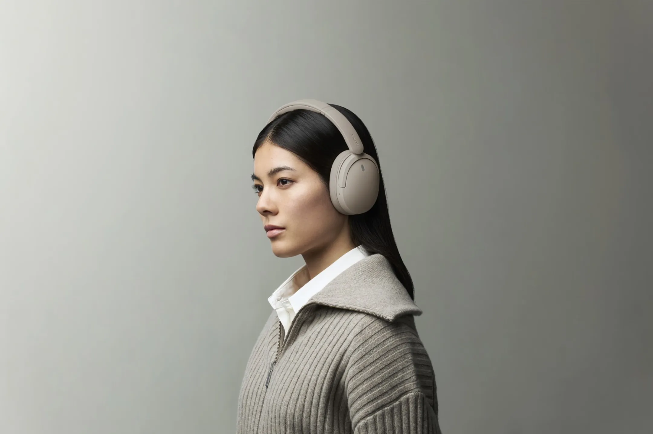 Kabelloses Headset WH-CH735N Beige