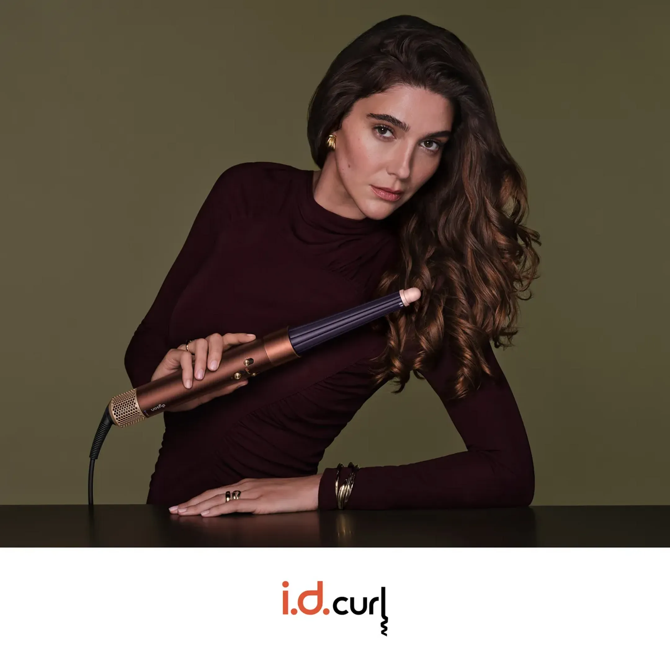 Airwrap i.d. - Straight to Wavy Hair - Red Plum