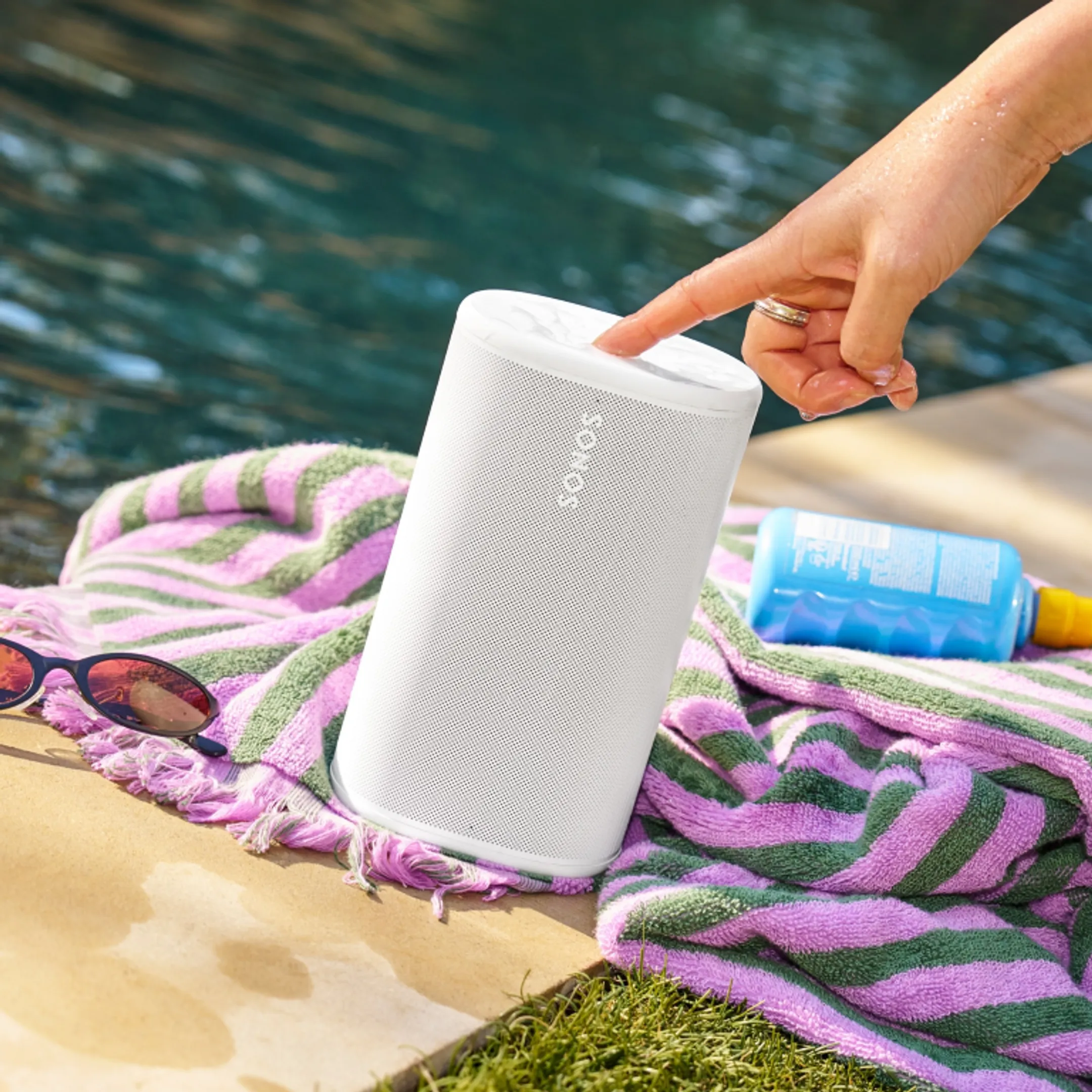 Speaker Play - White